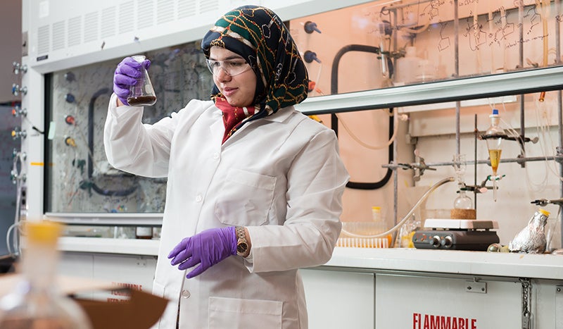 Student conducting research in the DuBois lab.